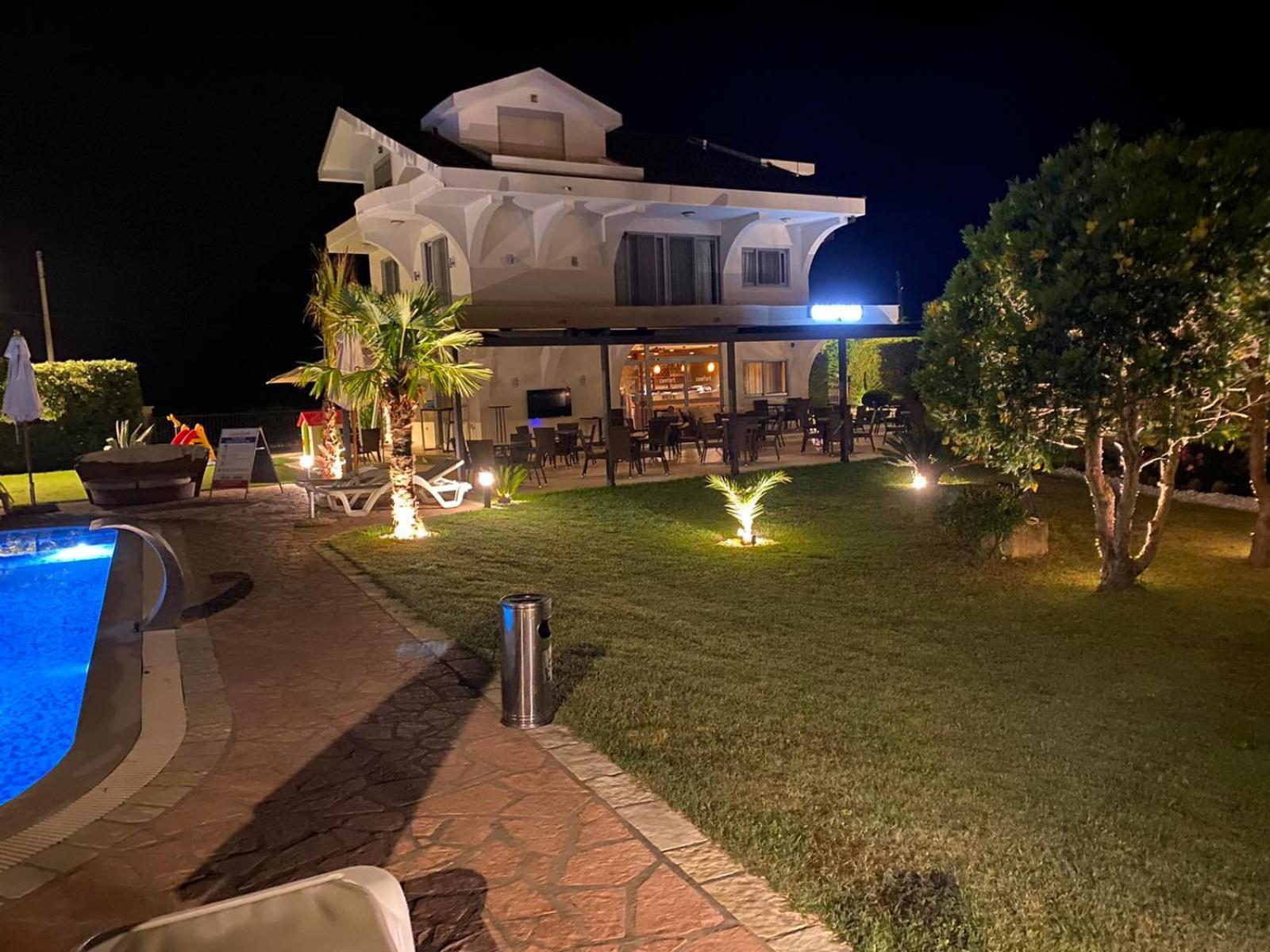 Hotel Comfort & Villas Долішній Штой Екстер'єр фото